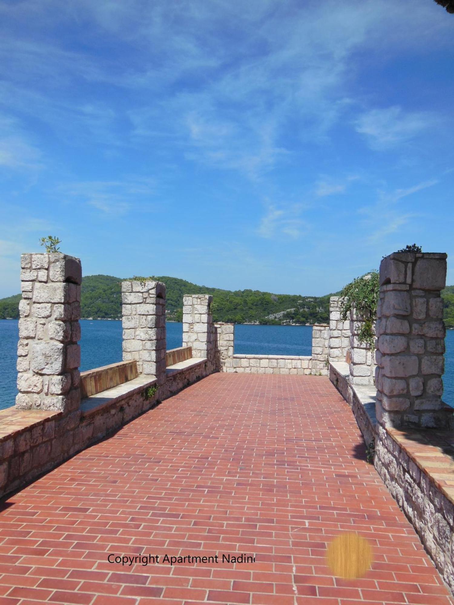 Apartment Nadine Mljet Mit Meerblick Okuklje Bagian luar foto